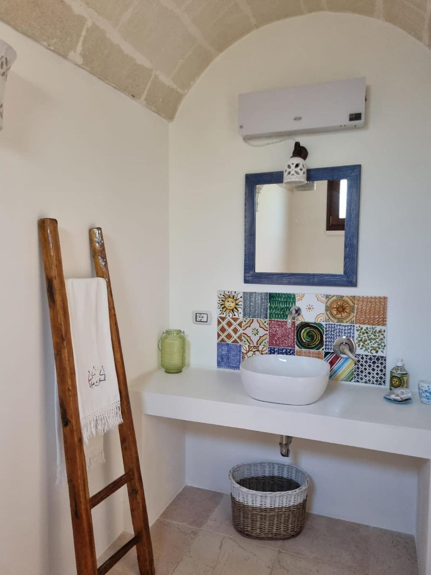 Trulli Di Spinaruta Bed and Breakfast Grottaglie Εξωτερικό φωτογραφία